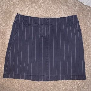 ⭐️GAP STRIPPED SKIRT